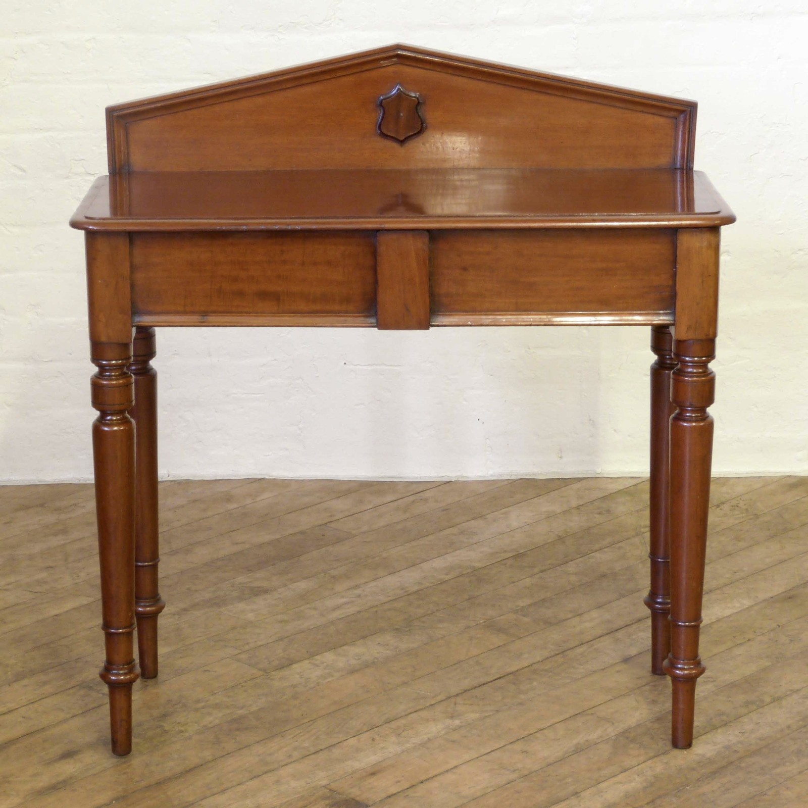 Victorian Mahogany Side Table (1 of 9) Victorian Mahogany Side Table (1 of 9)