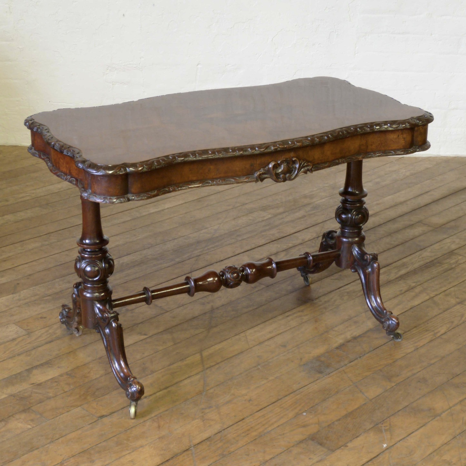 Victorian Walnut Table c.1860 (1 of 9)