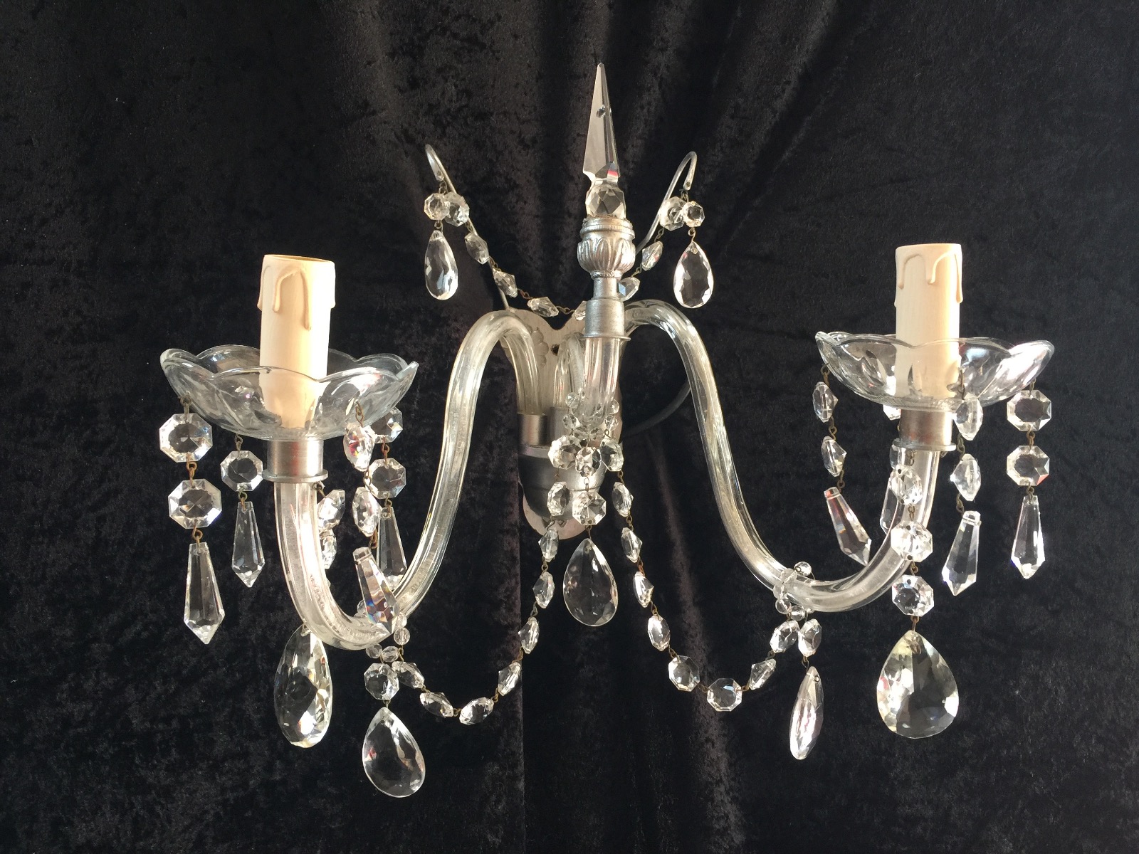 Set of Three English Glass Antique Wall Lights (1 of 4)