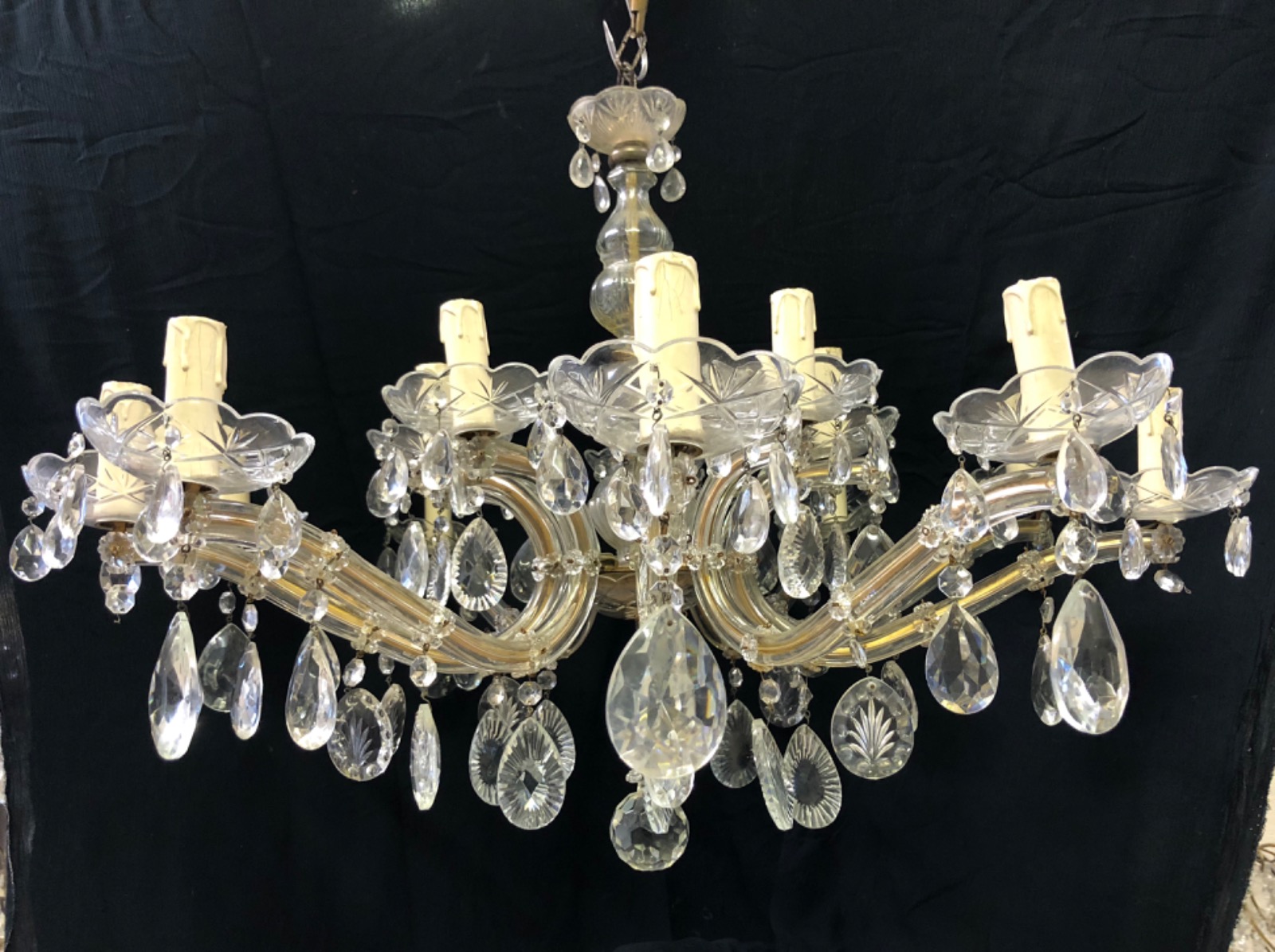 Italian Two Tier 12 Light Chandelier c.1920 (1 of 8)