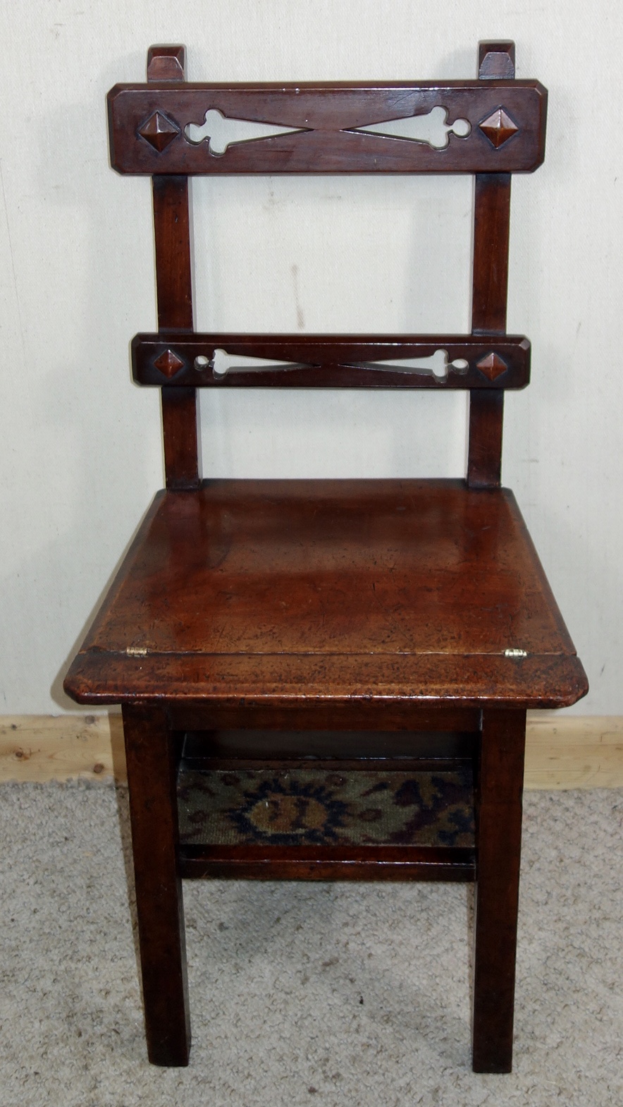 Metamorphic Victorian Mahogany Library Chair Steps (1 of 1) Metamorphic Victorian Mahogany Library Chair Steps (1 of 1)