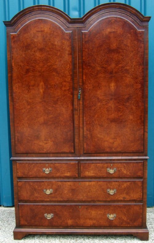 Edwardian Walnut Linen-Press Wardrobe c.1901 (1 of 1) Edwardian Walnut Linen-Press Wardrobe c.1901 (1 of 1)