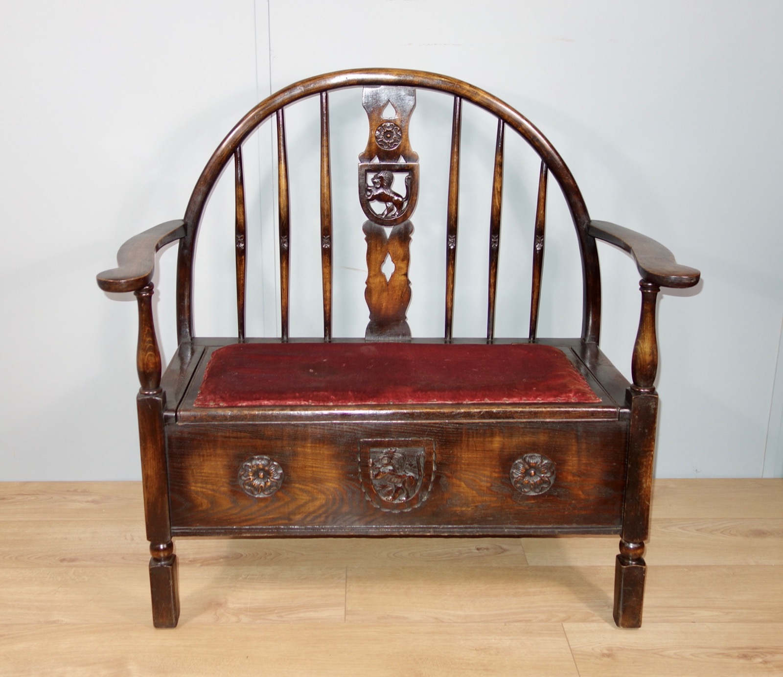 Oak Hall Bench C.1930 (1 of 9) Oak Hall Bench C.1930 (1 of 9)