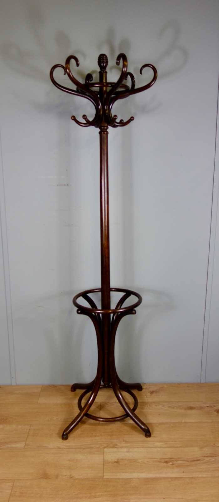 Bentwood Hat Stand c.1920 (1 of 1) Bentwood Hat Stand c.1920 (1 of 1)