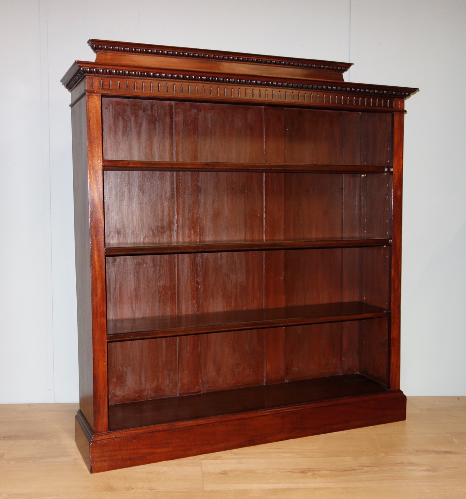 Edwardian Open Mahogany Bookcase (1 of 8) Edwardian Open Mahogany Bookcase (1 of 8)