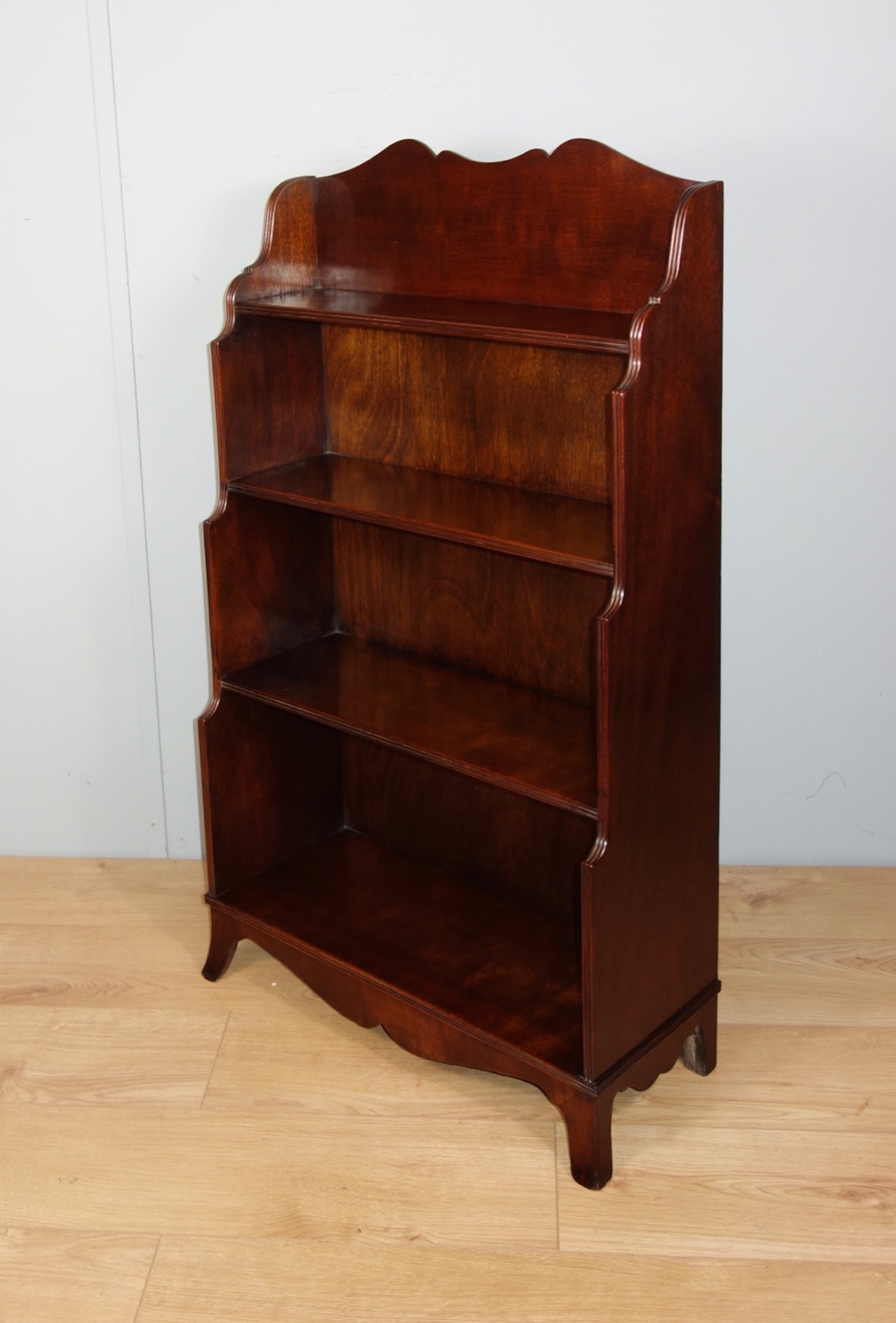 Mahogany Open Bookcase c.1930 (1 of 4) Mahogany Open Bookcase c.1930 (1 of 4)