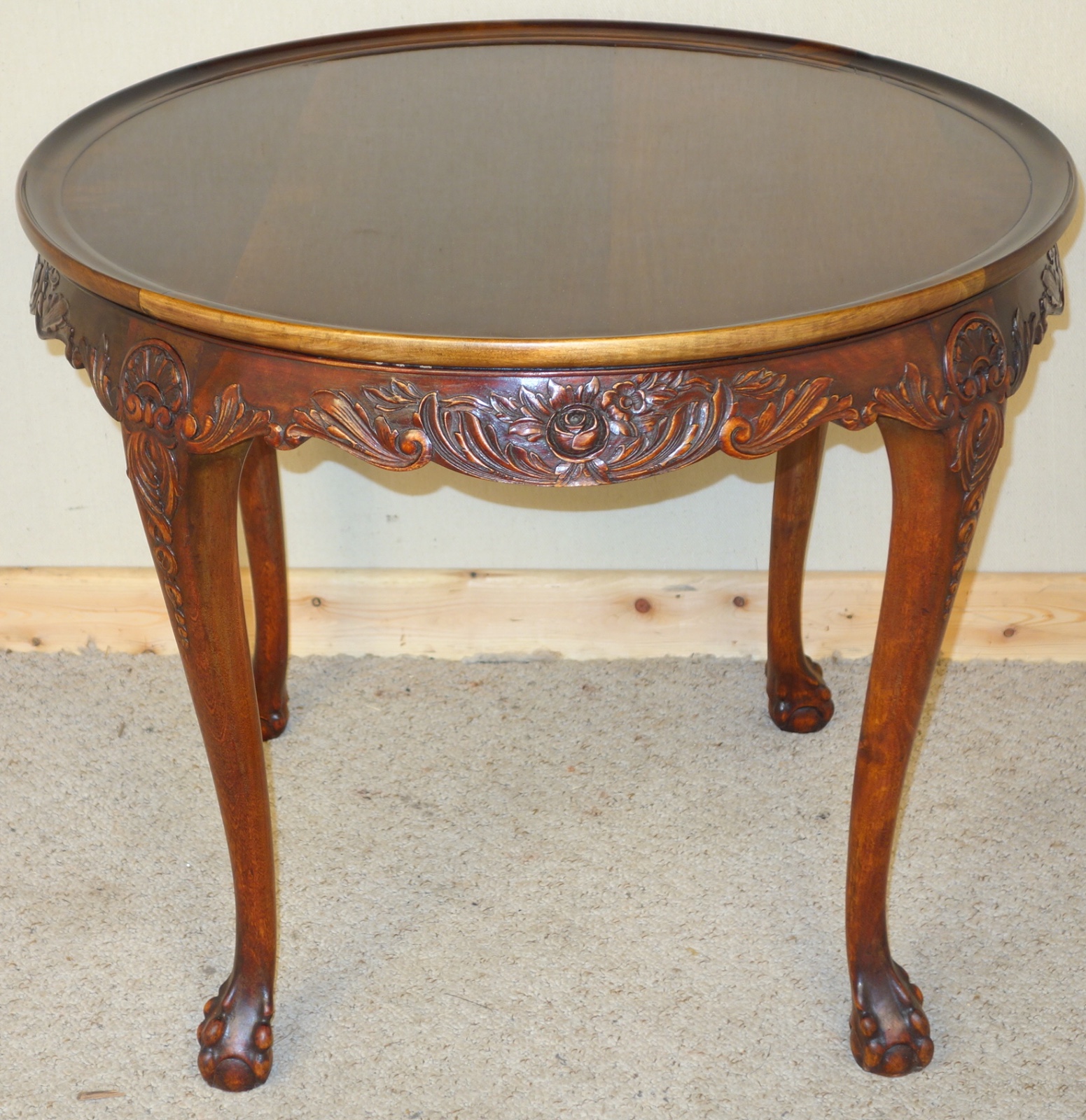 Carved Mahogany Circular Centre Table c.1930 (1 of 7) Carved Mahogany Circular Centre Table c.1930 (1 of 7)
