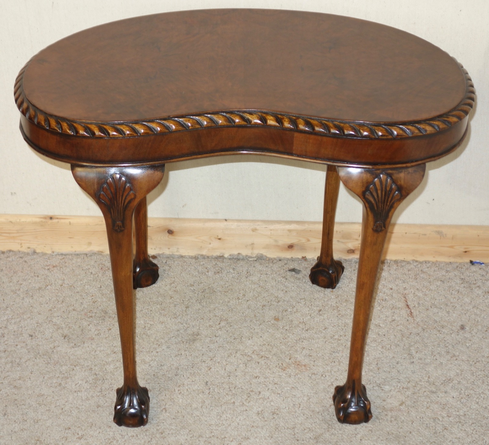 Walnut Coffee Occasional Table c.1950 (1 of 8)