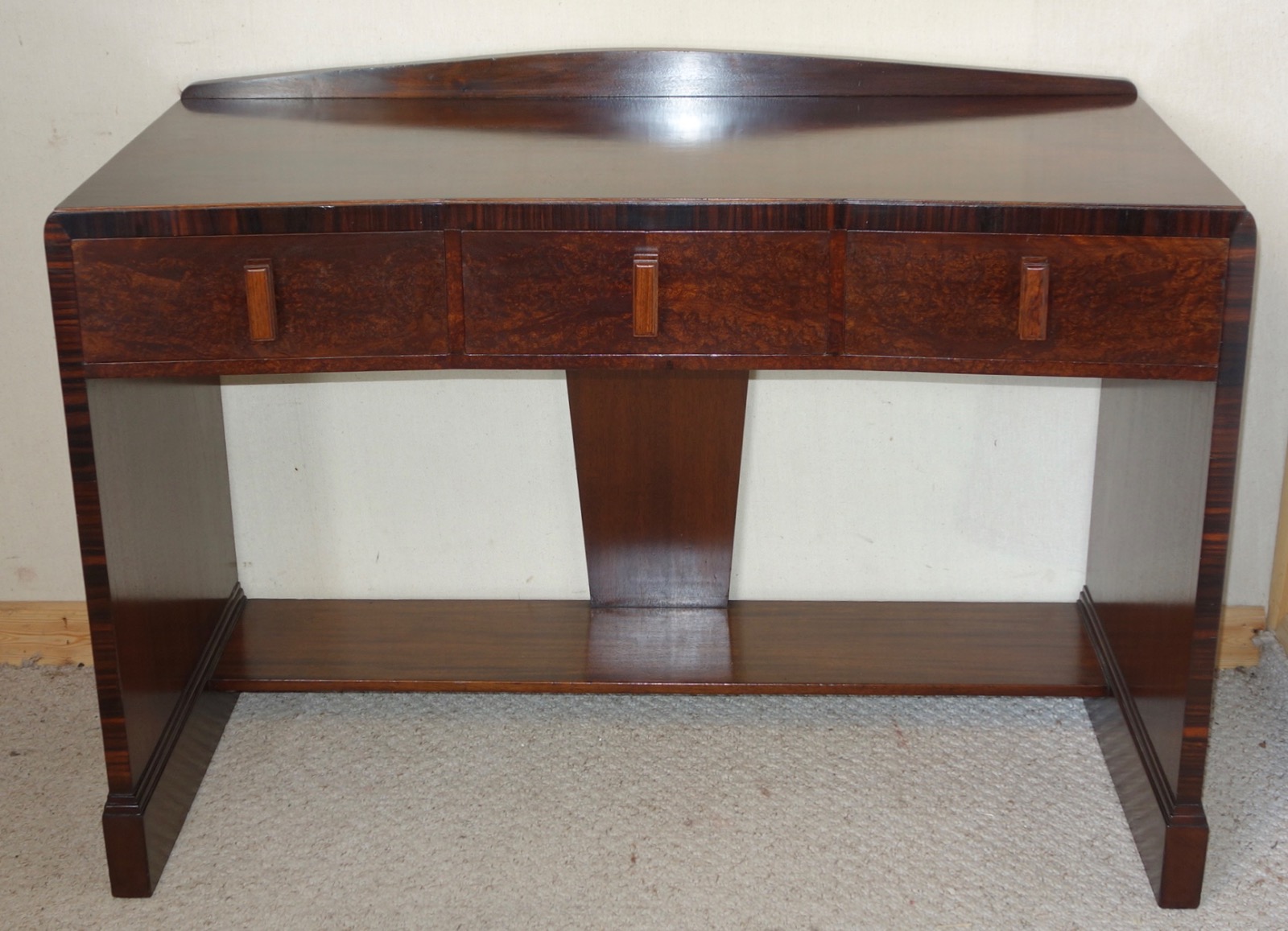 Dark Walnut & Zebrawood Art Deco Desk c.1925 (1 of 1) Dark Walnut & Zebrawood Art Deco Desk c.1925 (1 of 1)