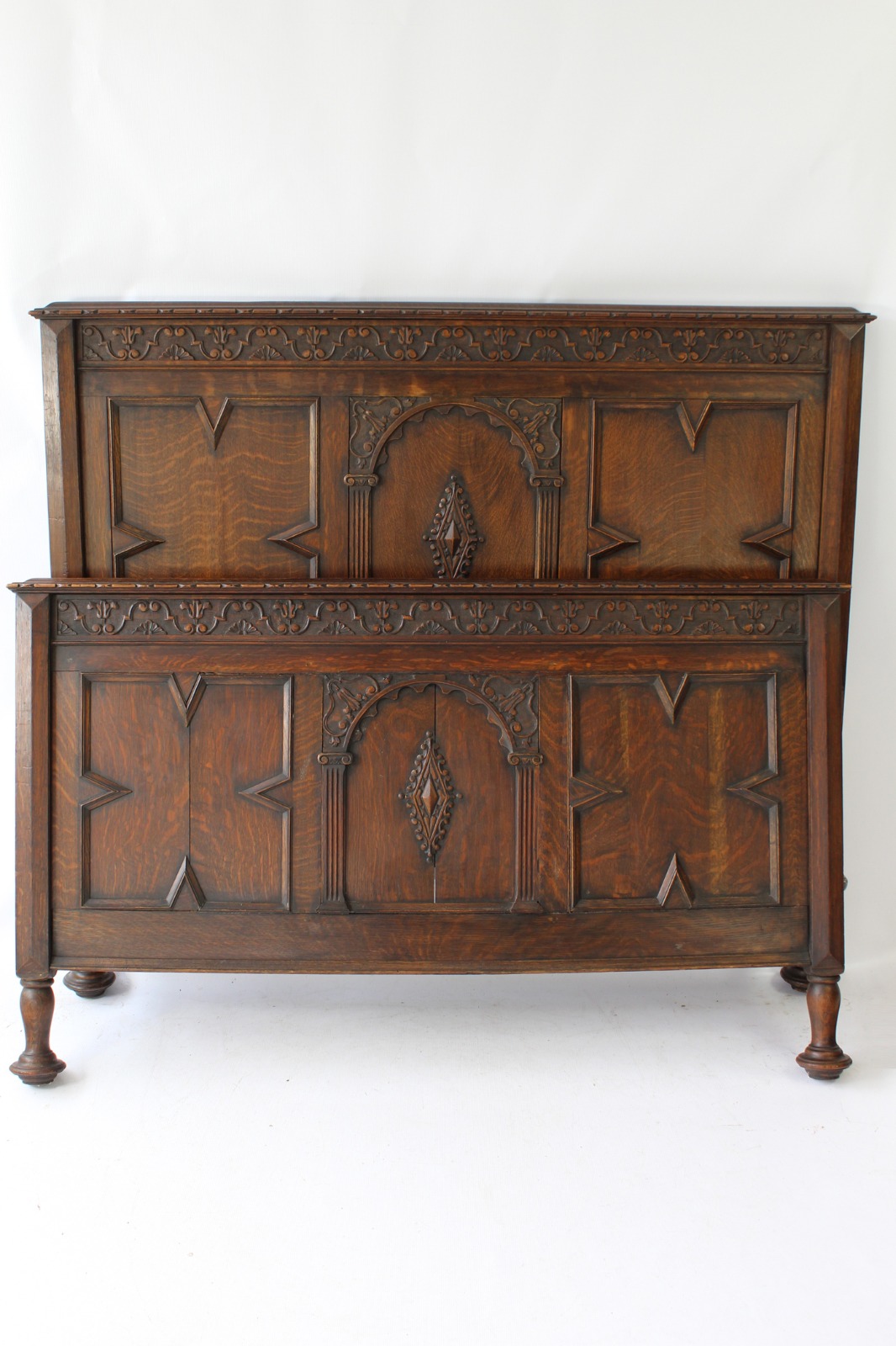 Antique Edwardian Oak Jacobean Revival Double Bed (1 of 1) Antique Edwardian Oak Jacobean Revival Double Bed (1 of 1)