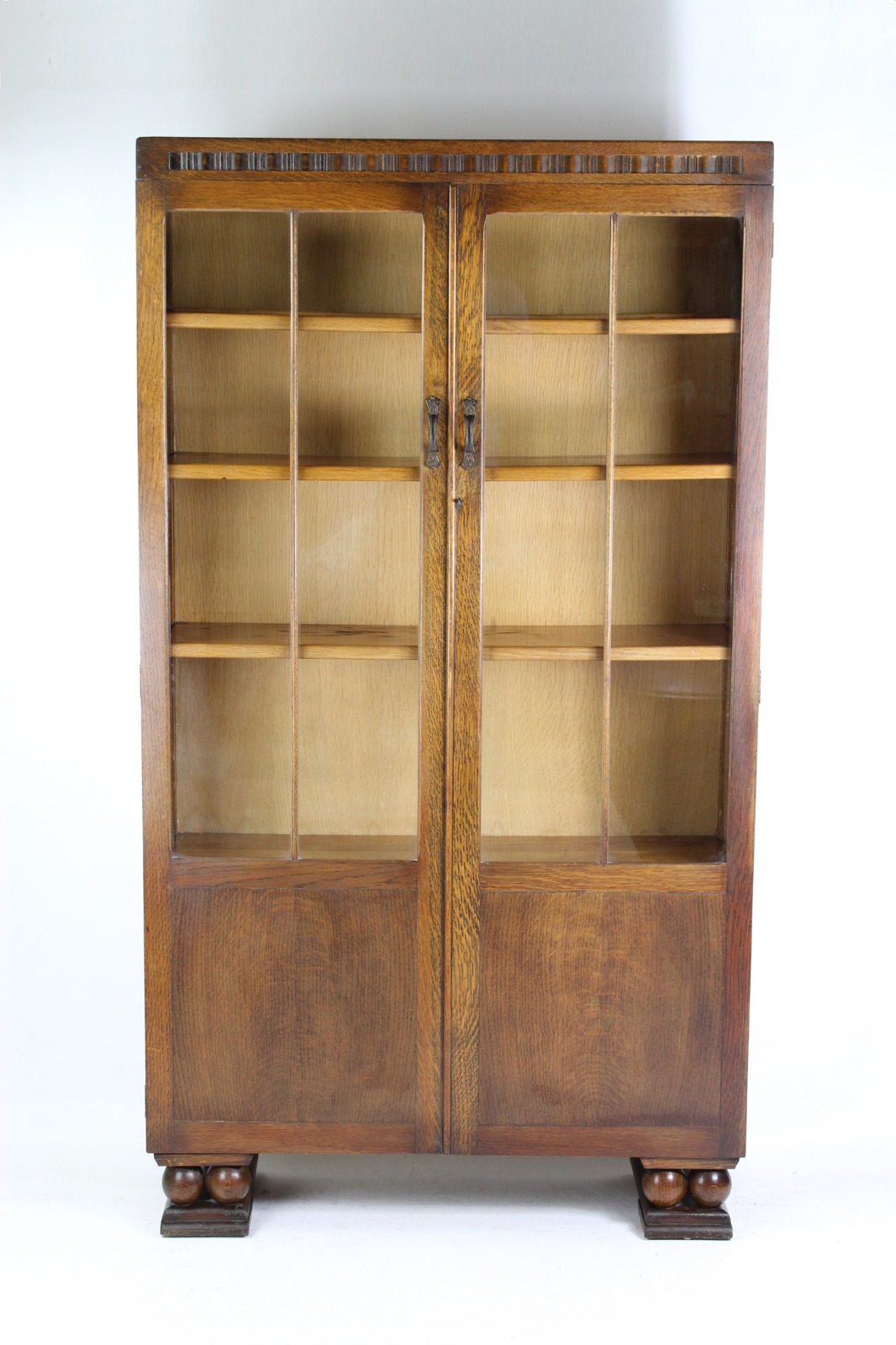 Tall Oak Bookcase c.1930 (1 of 1) Tall Oak Bookcase c.1930 (1 of 1)