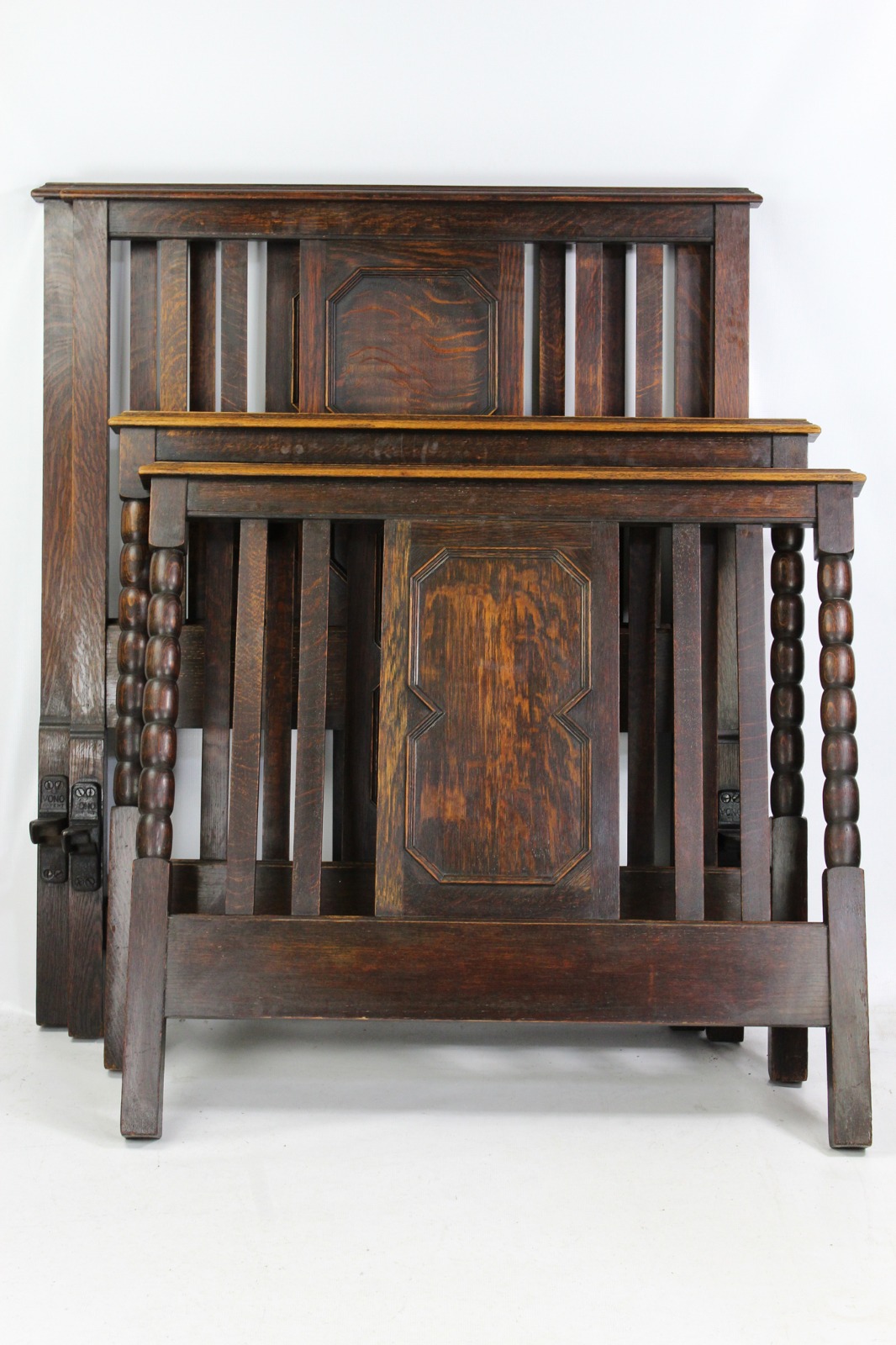 Pair of Antique Edwardian Oak Single Twin Beds (1 of 1) Pair of Antique Edwardian Oak Single Twin Beds (1 of 1)