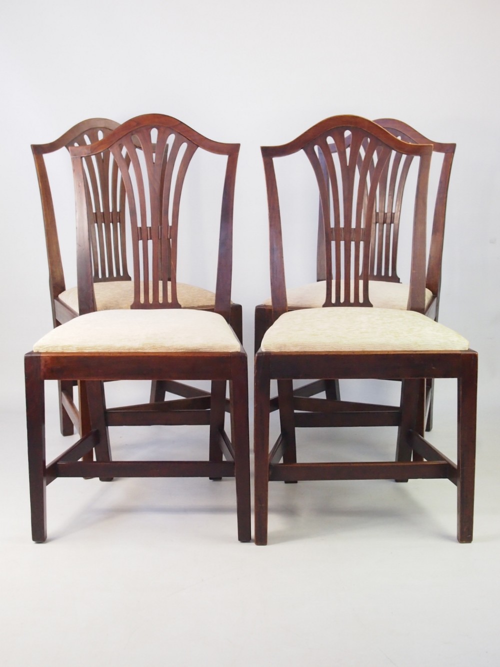 Set of 4 Antique Georgian Dining Chairs (1 of 1) Set of 4 Antique Georgian Dining Chairs (1 of 1)
