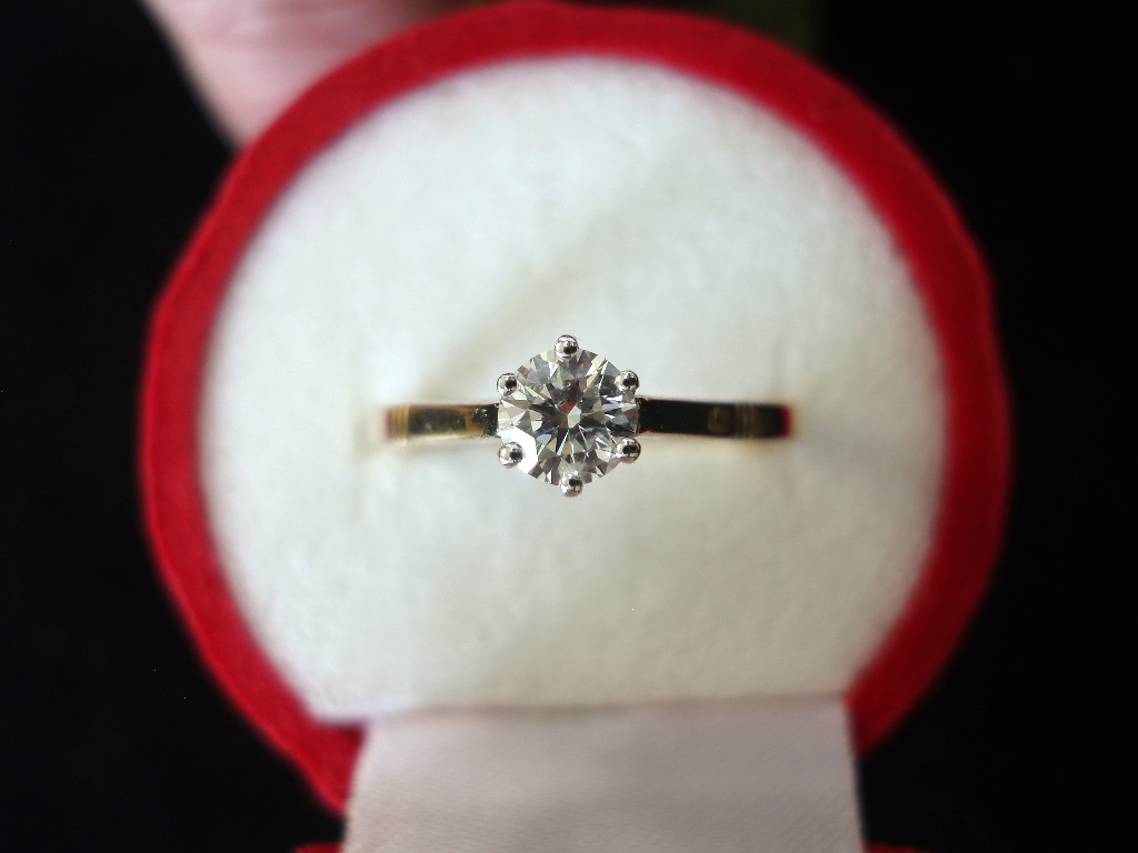 Diamond Solitaire Ring (1 of 2)