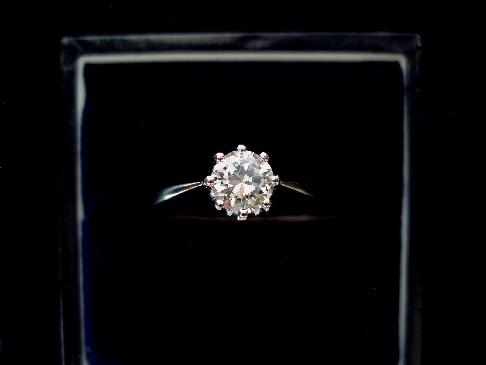 Diamond Solitaire Ring G.I.A Certified (1 of 4)
