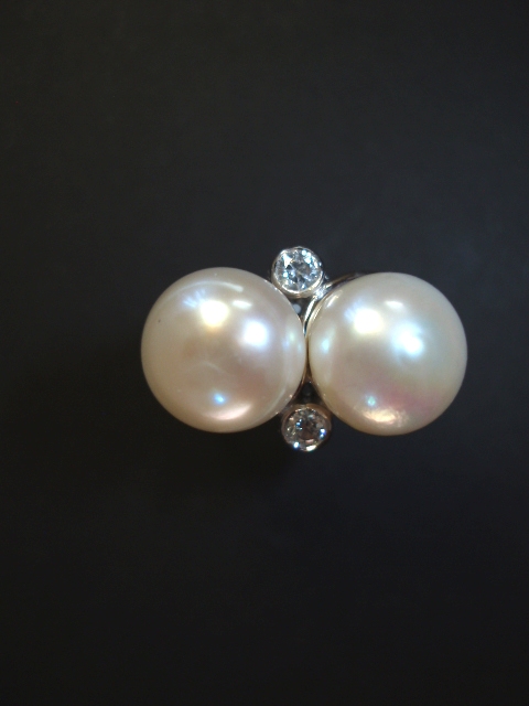 South Sea Pearl & Diamond Ring (1 of 1)