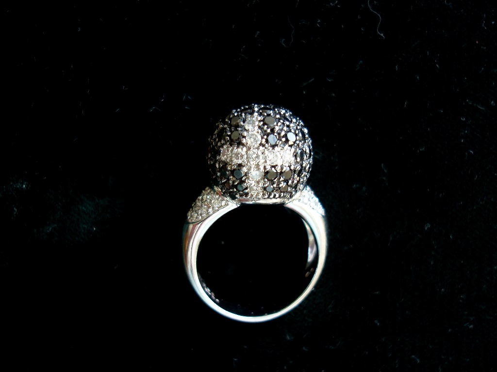 Black & White Diamond Bombe Ring (1 of 1)