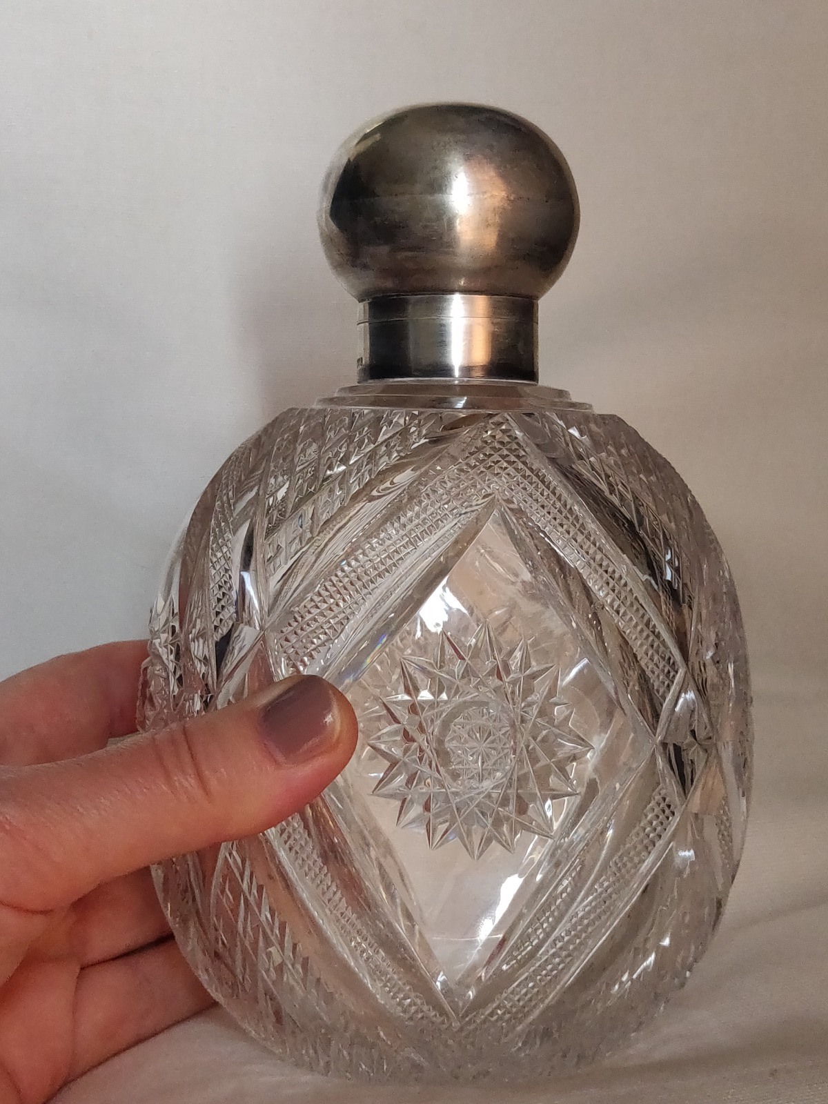 Antique Huge Crystal Perfume Bottle VINTAGE CRYSTAL PERFUME BOTTLE WITH