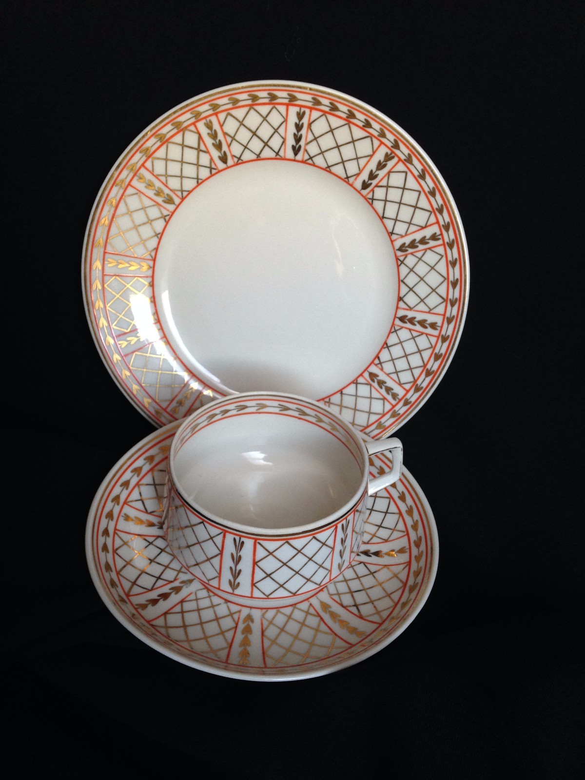 Tea Cup, Saucer & Tea Plate Hand Painted Stamped 1946-1957 Dimitrov Porcelain Factory Verbilki (Div. of Kuznetsov After 1892) (1 of 7)