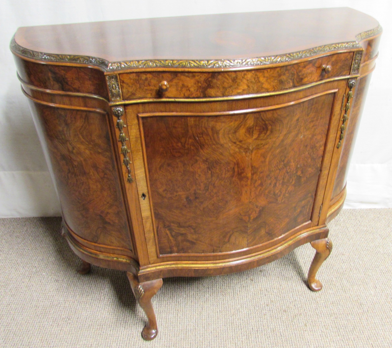 Burr Walnut Side Cabinet C.1920 (1 of 1) Burr Walnut Side Cabinet C.1920 (1 of 1)