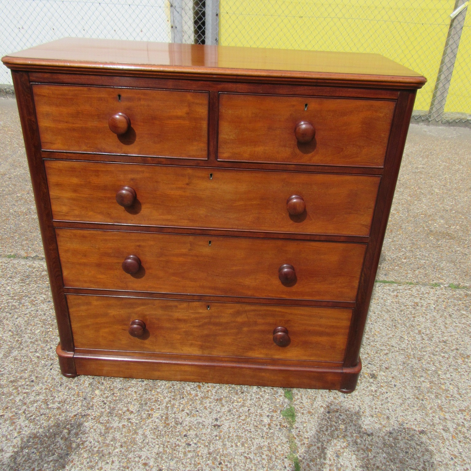 Antique Victorian Mahogany Chest of Drawers c.1870 (1 of 1) Antique Victorian Mahogany Chest of Drawers c.1870 (1 of 1)