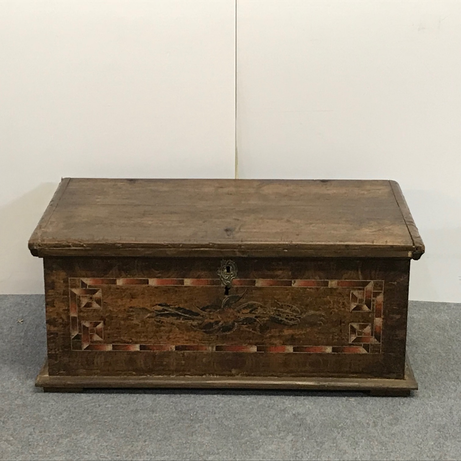 Very Old Small Painted Pine Linen Box c.1820 (1 of 1) Very Old Small Painted Pine Linen Box c.1820 (1 of 1)