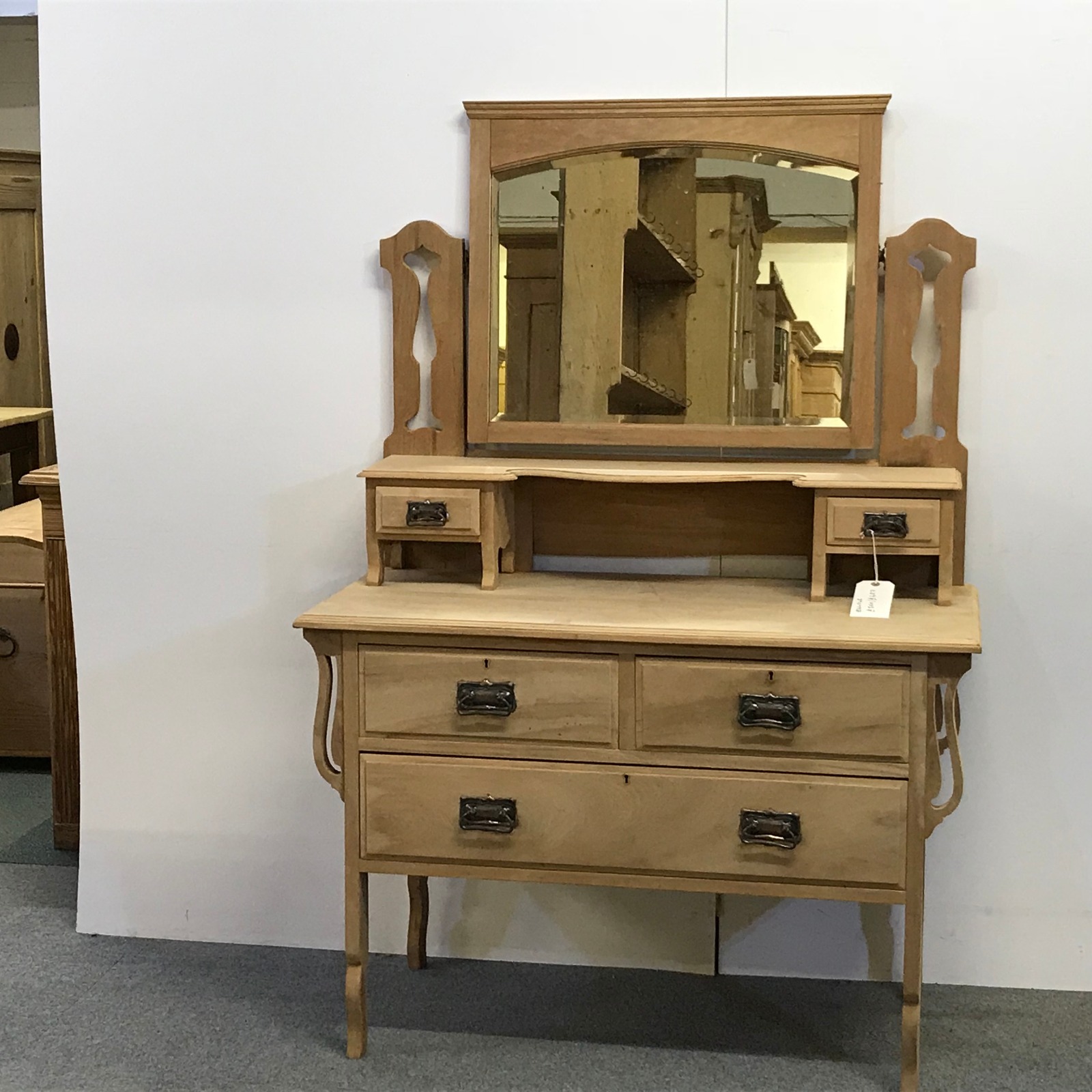 Edwardian Satin Walnut Dressing Chest (1 of 1) Edwardian Satin Walnut Dressing Chest (1 of 1)