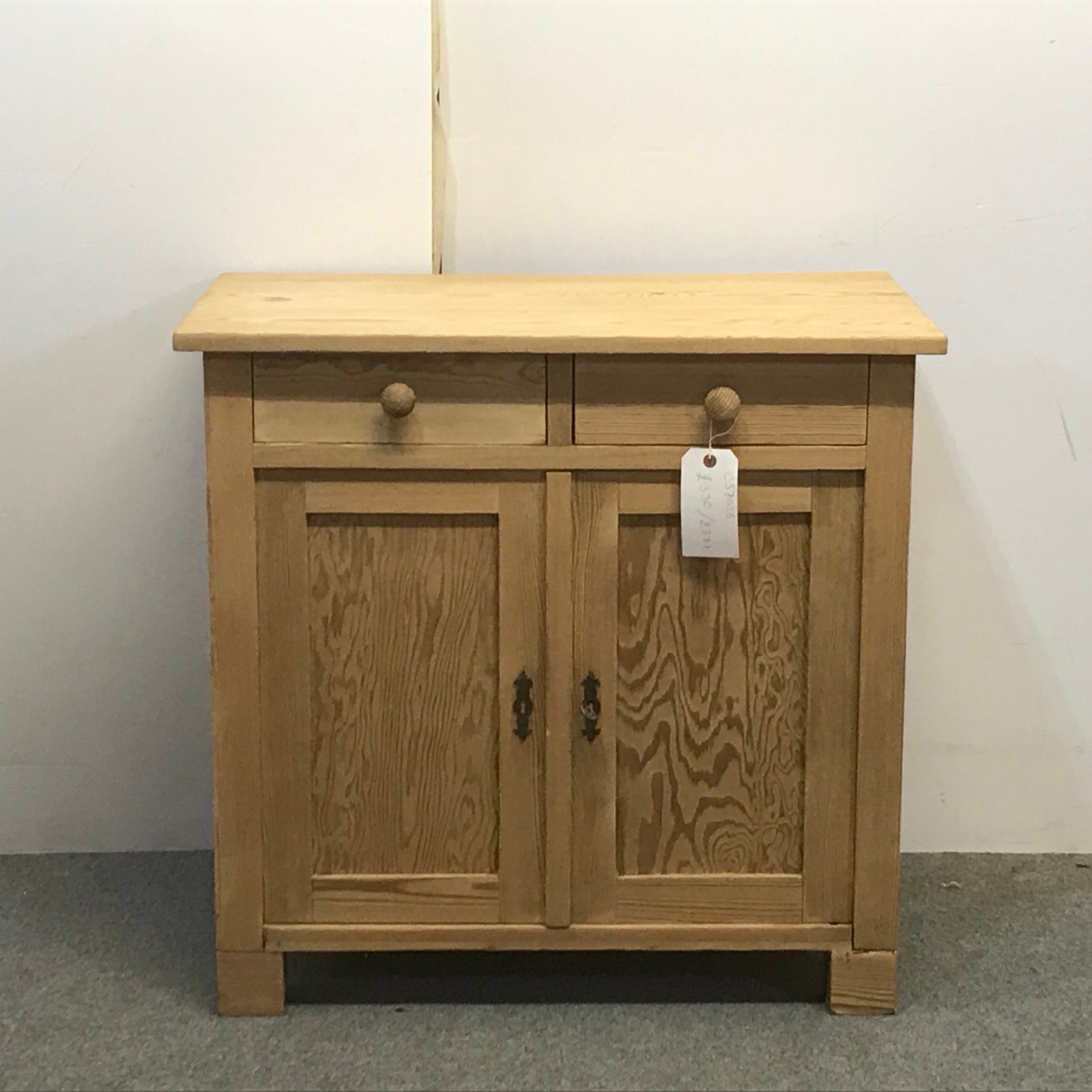 Small Antique Pine Cupboard (1 of 1) Small Antique Pine Cupboard (1 of 1)