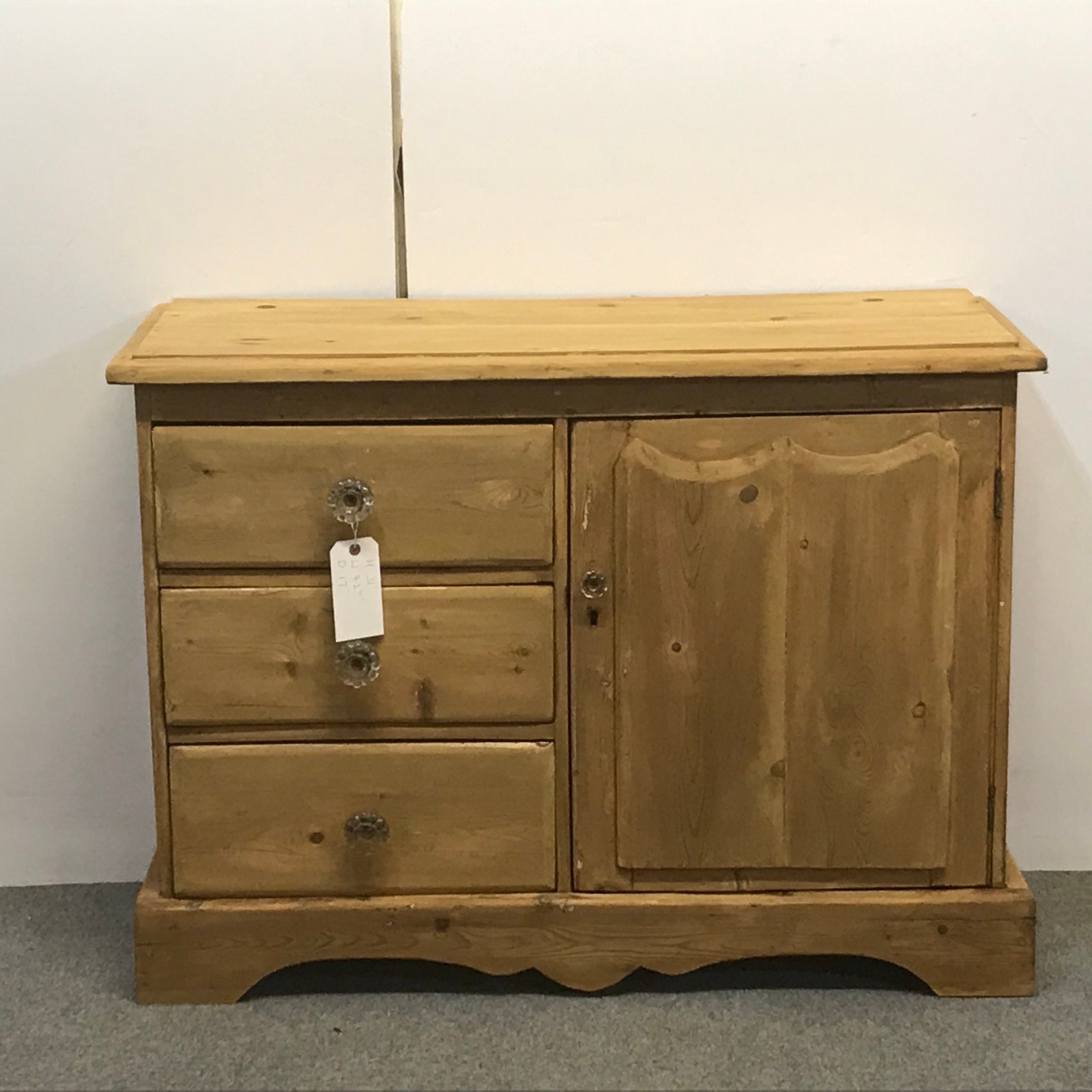 Small Old English Rustic Pine Sideboard (1 of 1) Small Old English Rustic Pine Sideboard (1 of 1)