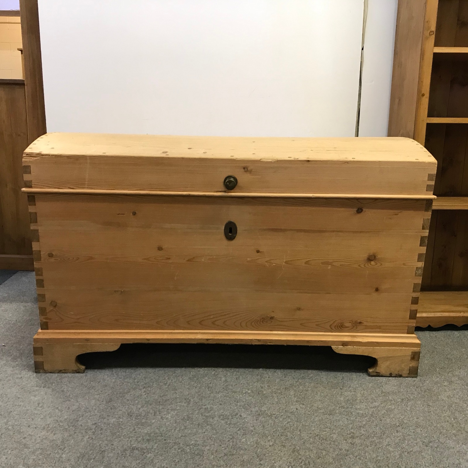 Large Antique Pine Linen Chest (1 of 10) Large Antique Pine Linen Chest (1 of 10)