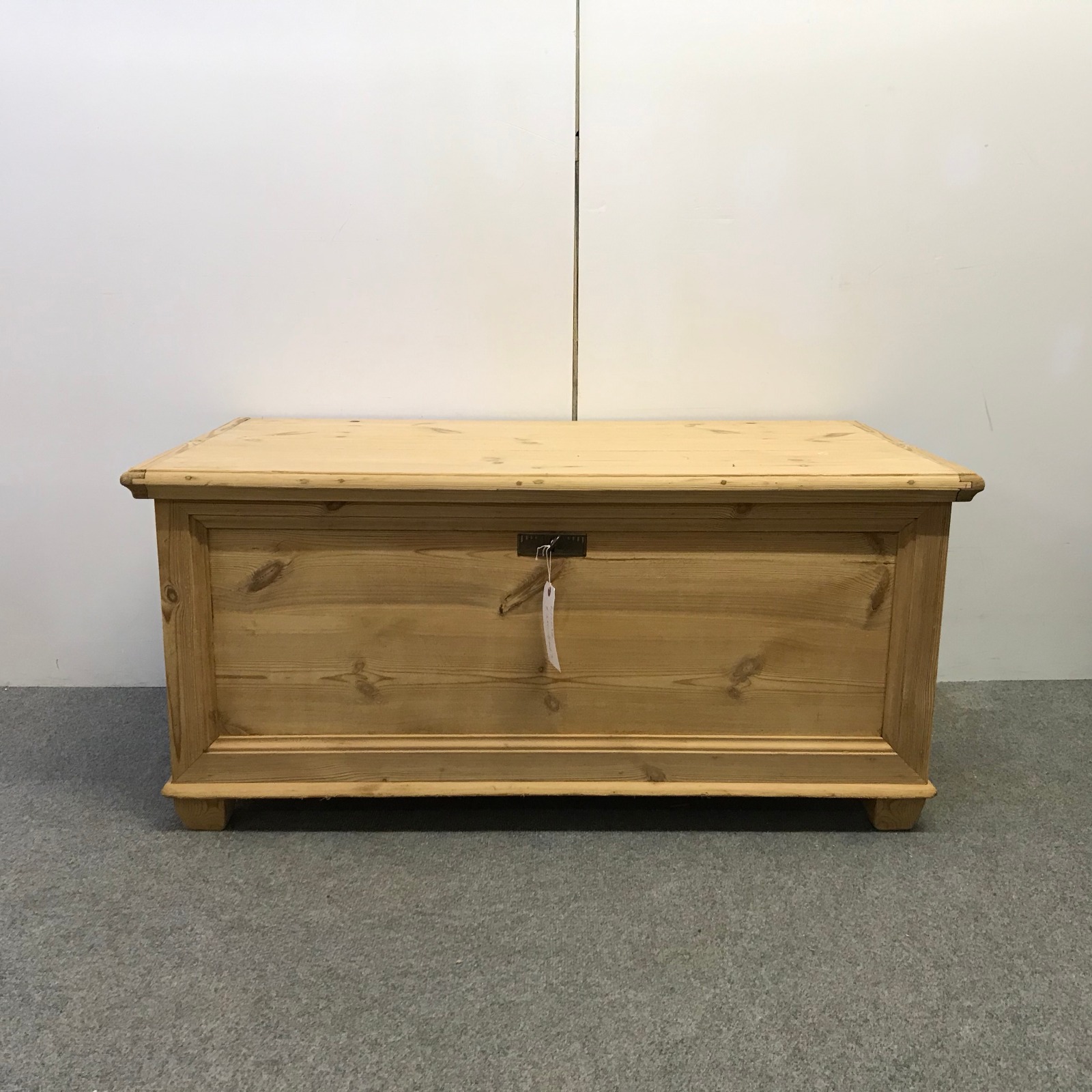 Antique Pine Flat Top Linen Chest c.1910 (1 of 6) Antique Pine Flat Top Linen Chest c.1910 (1 of 6)