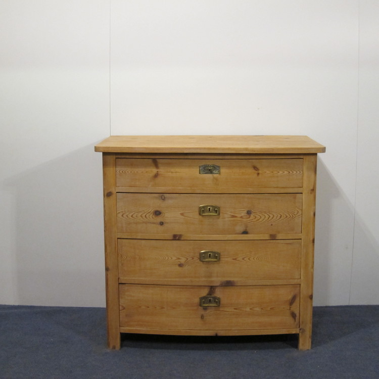 Classic 1920's Bow Fronted Chest of Drawers (1 of 1) Classic 1920's Bow Fronted Chest of Drawers (1 of 1)