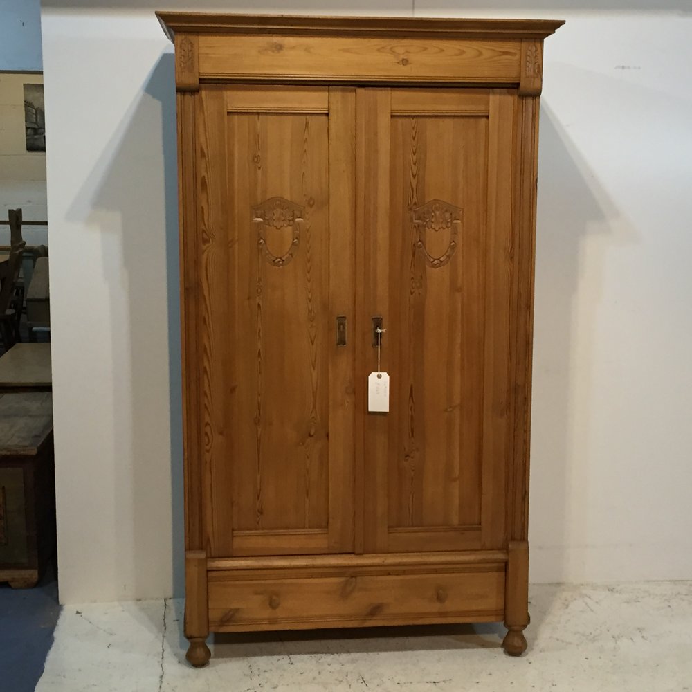 Small Double Polished Pine Wardrobe C.1920 (1 of 1) Small Double Polished Pine Wardrobe C.1920 (1 of 1)