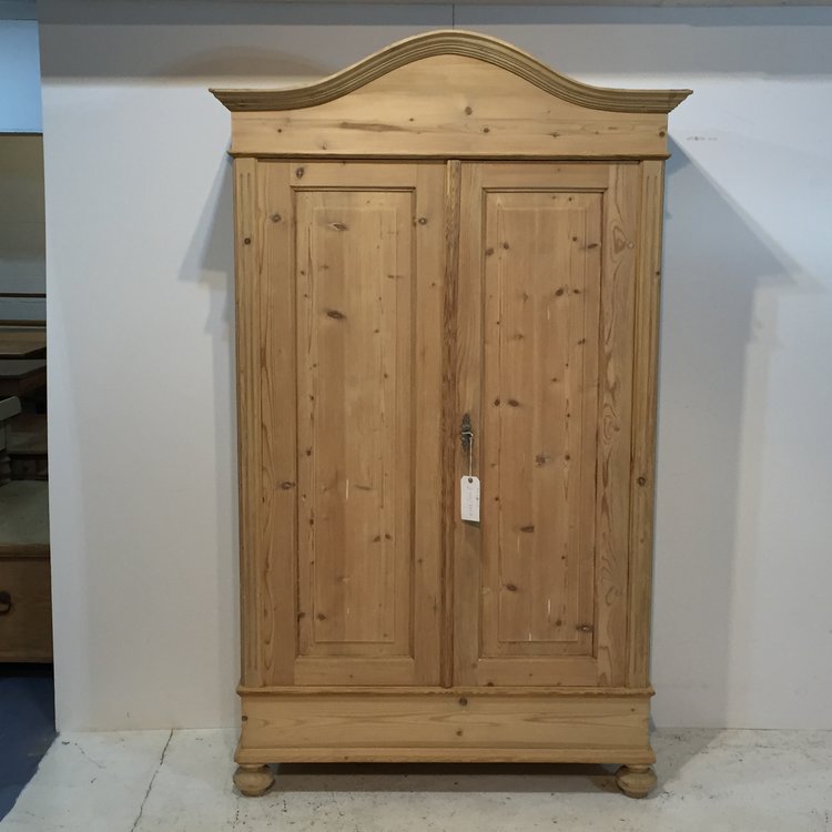 Beautiful Arch Top Antique Pine Double Wardrobe (1 of 1) Beautiful Arch Top Antique Pine Double Wardrobe (1 of 1)