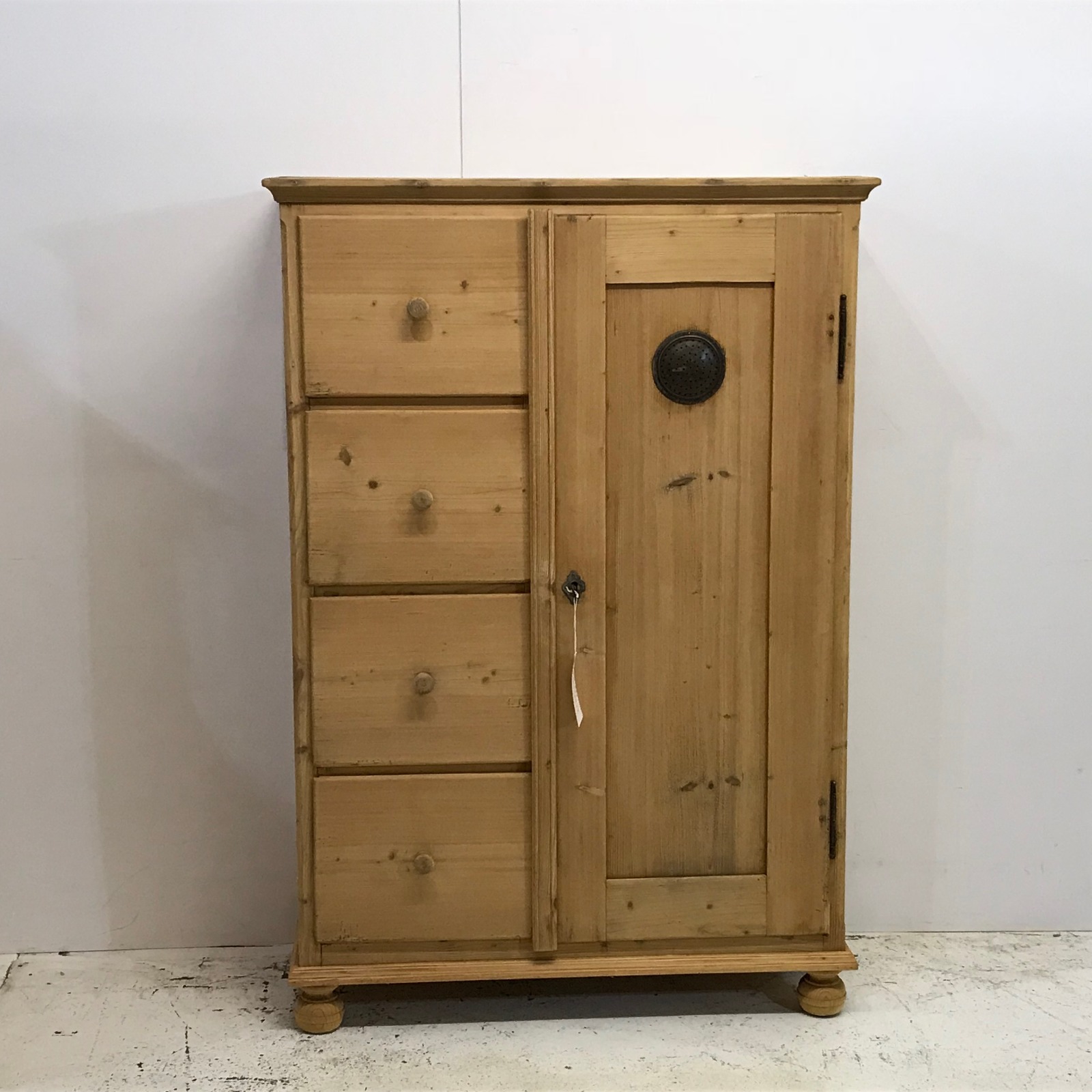 Large 19th Century Pine Farmhouse Larder Cupboard (1 of 1) Large 19th Century Pine Farmhouse Larder Cupboard (1 of 1)