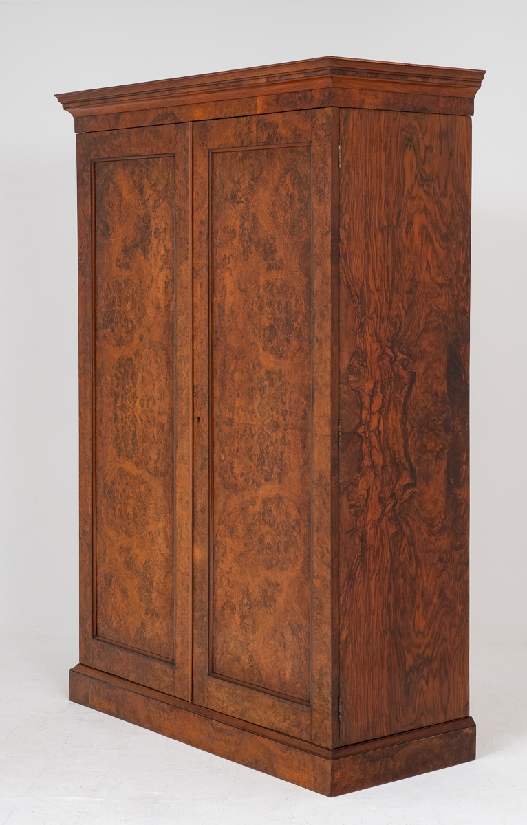 Stunning Burr Walnut 2 Door Wardrobe c.1860 (1 of 5) Stunning Burr Walnut 2 Door Wardrobe c.1860 (1 of 5)