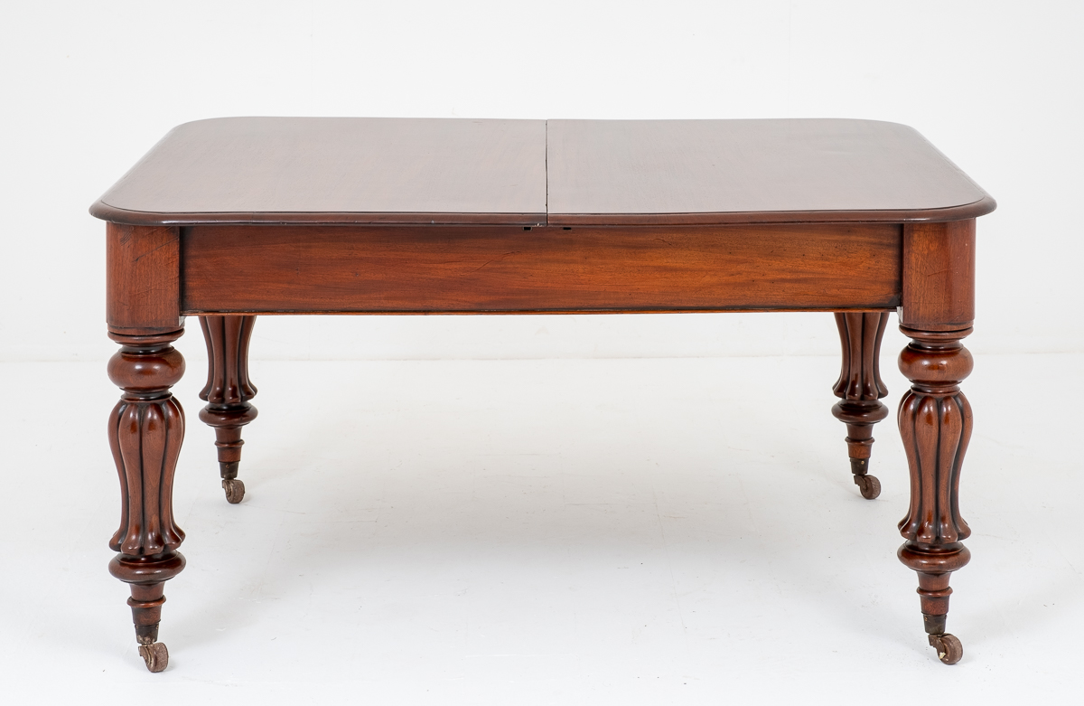 William IV Mahogany 2 Leaf Extending Dining Table (1 of 1) William IV Mahogany 2 Leaf Extending Dining Table (1 of 1)