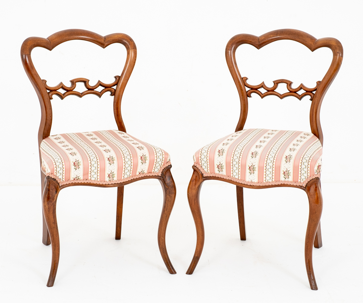Pretty Pair of Victorian Mahogany Side Chairs (1 of 7)