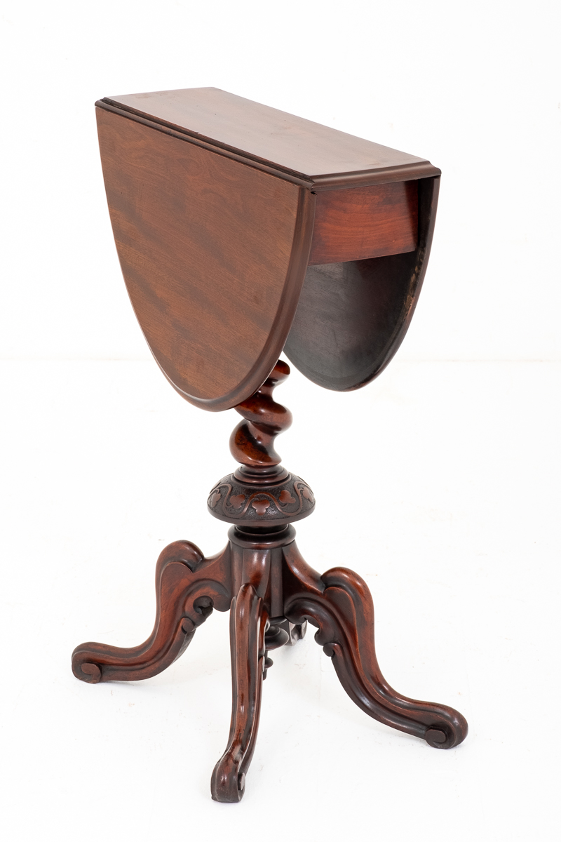 Unusual Mahogany Drop Leaf Occasional Table (1 of 10)