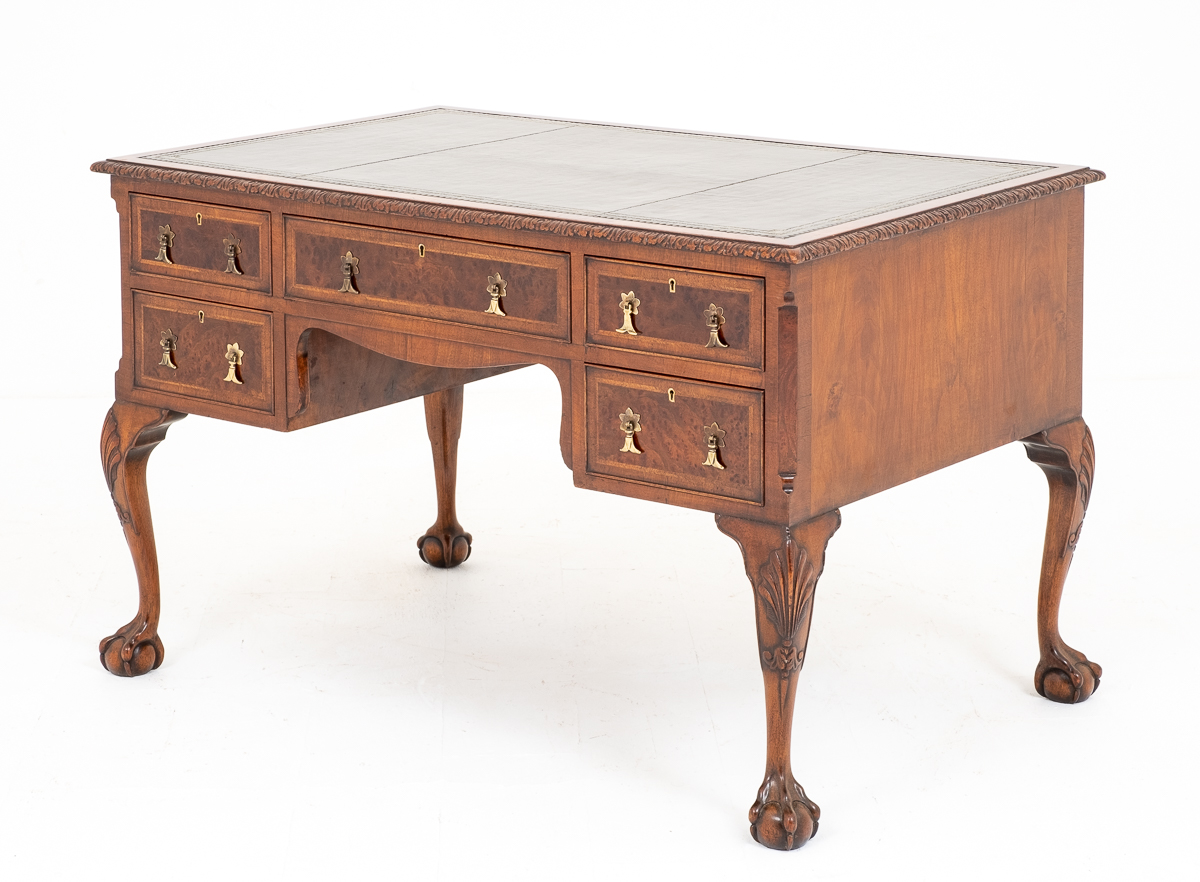 Walnut Chippendale Style Writing Desk Table c.1920 (1 of 8)