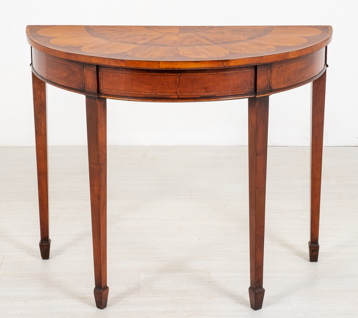 Very Pretty Mahogany Hepplewhite Design Demi-Lune Console Table (1 of 7) Very Pretty Mahogany Hepplewhite Design Demi-Lune Console Table (1 of 7)