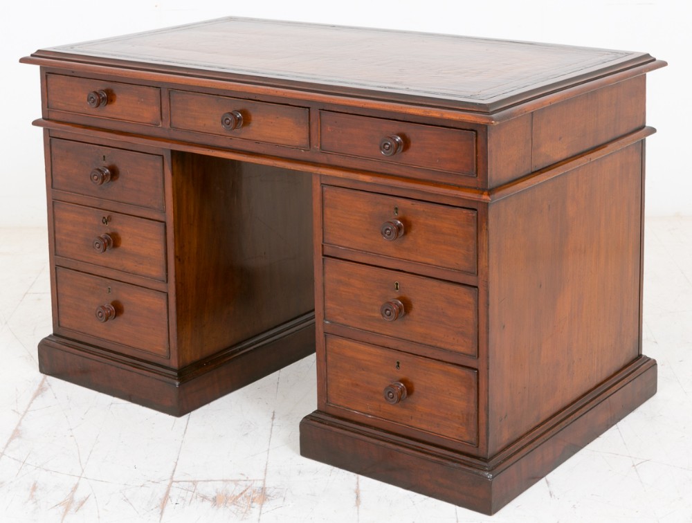 Victorian Mahogany Pedestal Desk (1 of 1)