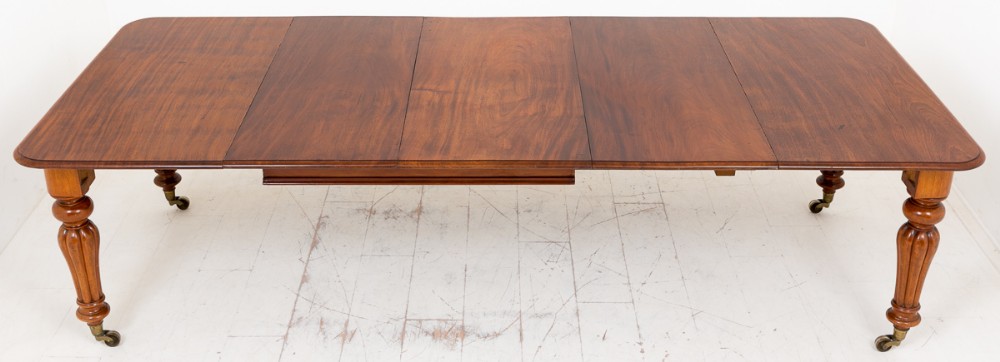 Victorian Mahogany Extending Dining Table (1 of 1) Victorian Mahogany Extending Dining Table (1 of 1)