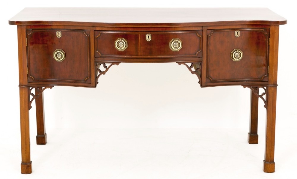 Mahogany Chippendale Style Serpentine Sideboard c.1900 (1 of 1) Mahogany Chippendale Style Serpentine Sideboard c.1900 (1 of 1)