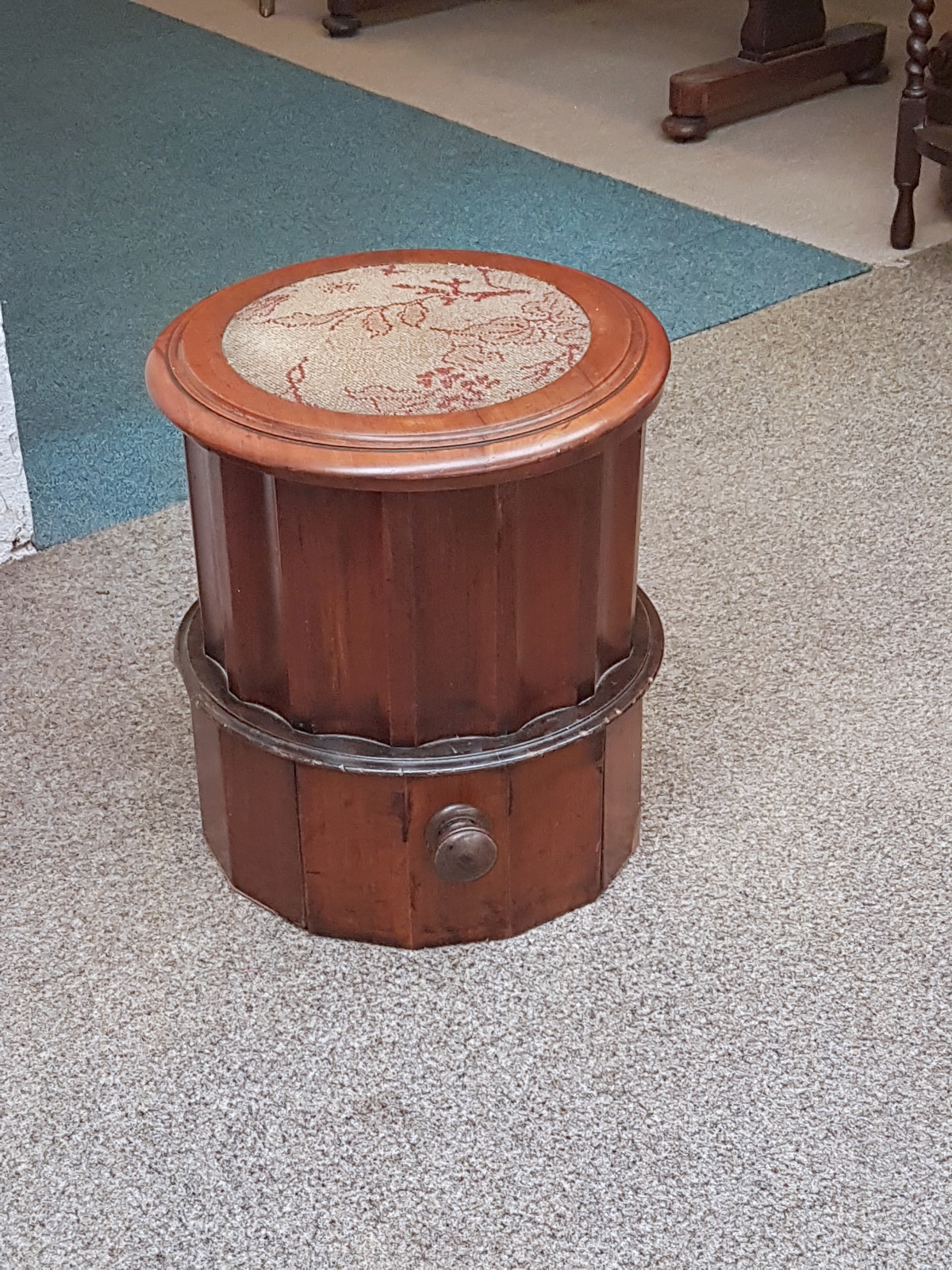 Victorian Box Seat Commode (1 of 6) Victorian Box Seat Commode (1 of 6)