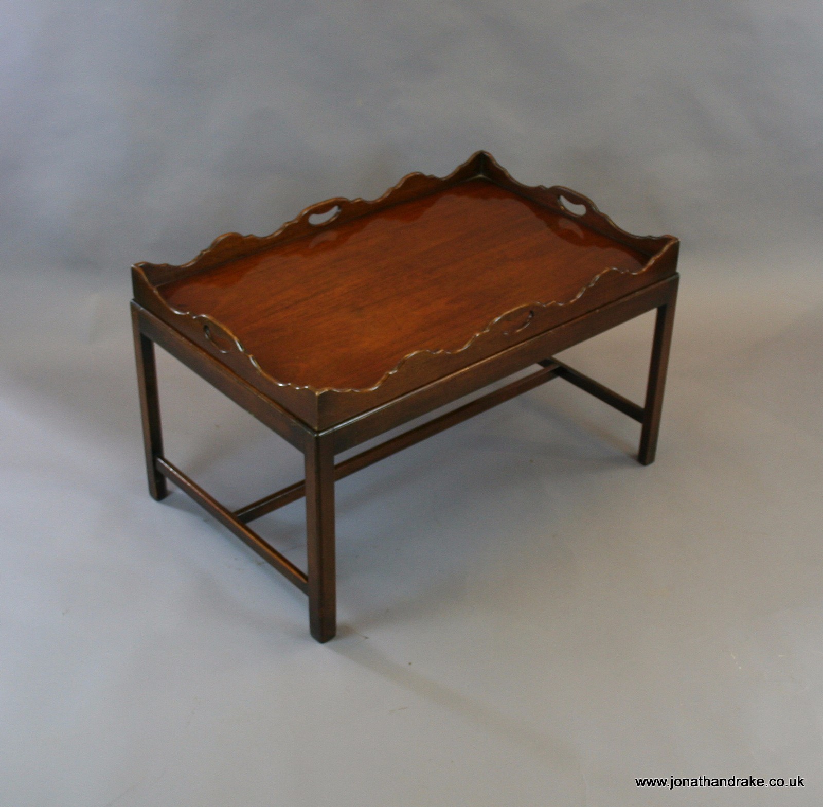 Georgian Revival Butlers Tray Table c.1930 (1 of 1) Georgian Revival Butlers Tray Table c.1930 (1 of 1)