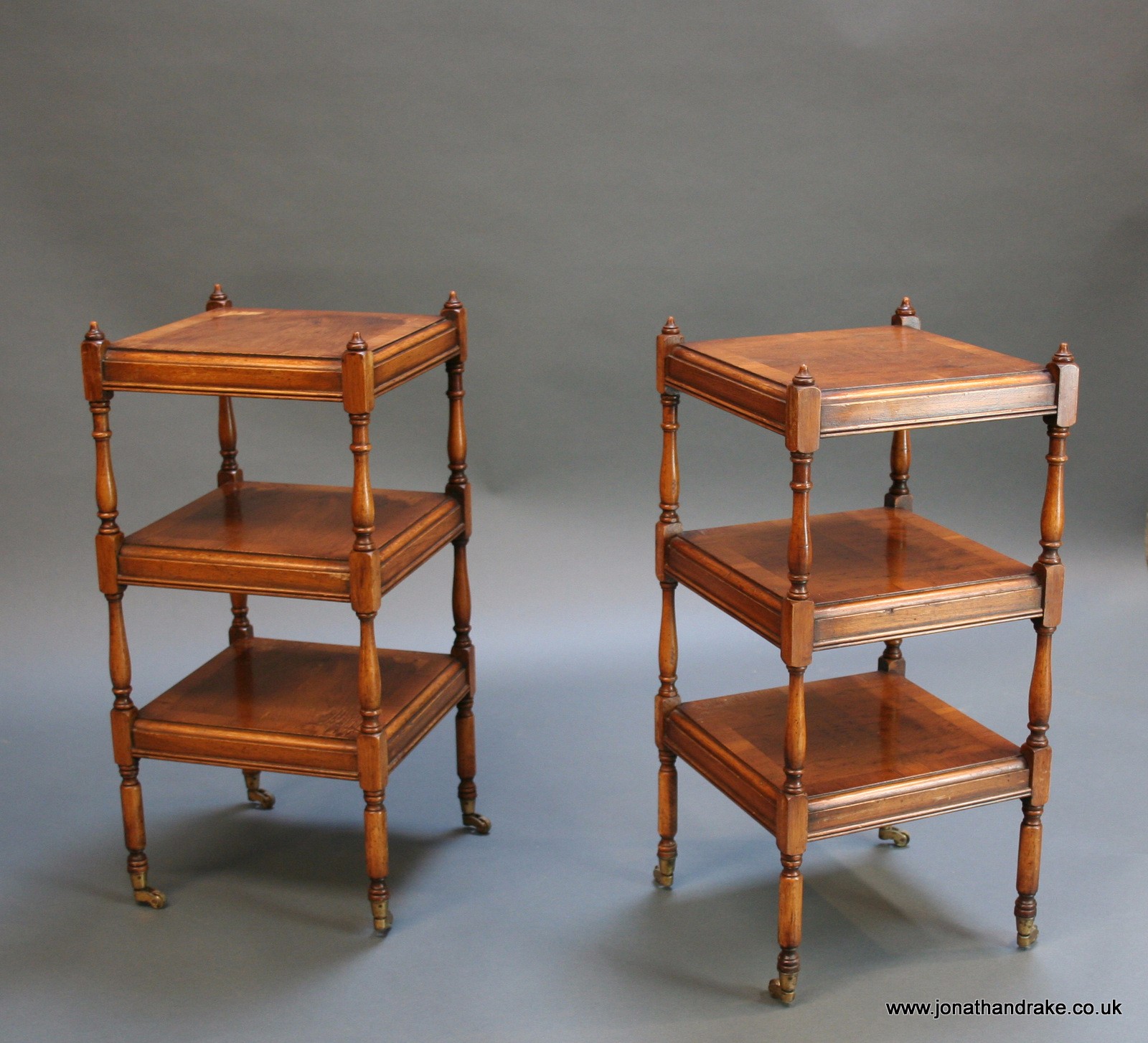 Pair of Georgian Style Yew Side Tables c.1930 (1 of 1) Pair of Georgian Style Yew Side Tables c.1930 (1 of 1)