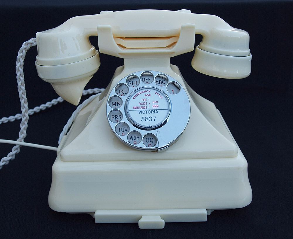 Ivory GPO 1232 on Bell Set No26 1957 (1 of 1)