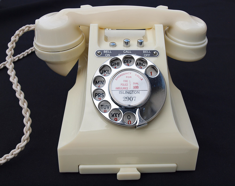 Ivory GPO 314L with Drawer (1 of 4)