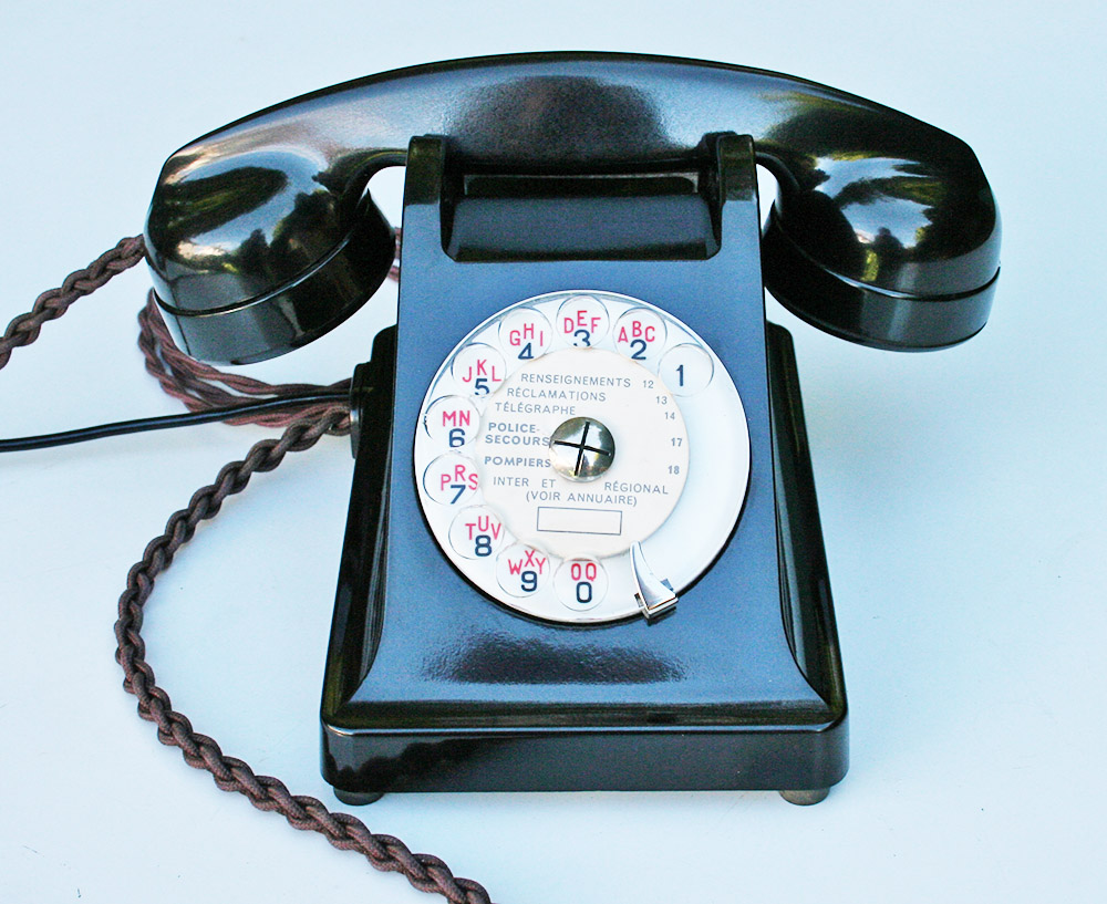U43 French Ericsson Telephone (1 of 4)